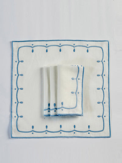 Maison Margaux Peony white and pale blue napkins, set of 4 at Collagerie