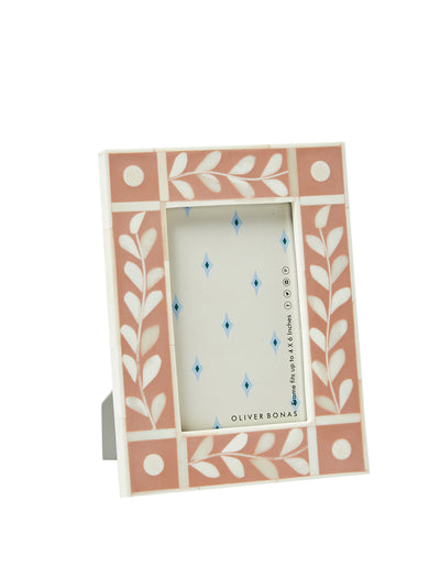 Oliver Bonas Ivy pink photo frame at Collagerie