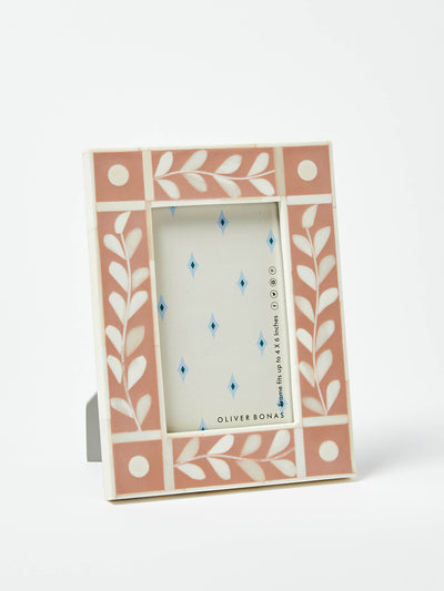 Oliver Bonas Ivy pink photo frame at Collagerie