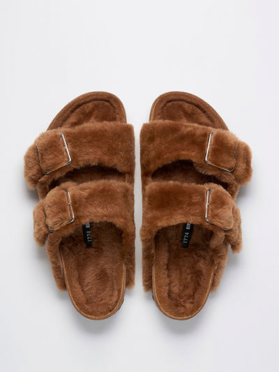 Birkenstock 1774 1774 arizona shearling caramel-top sandals at Collagerie