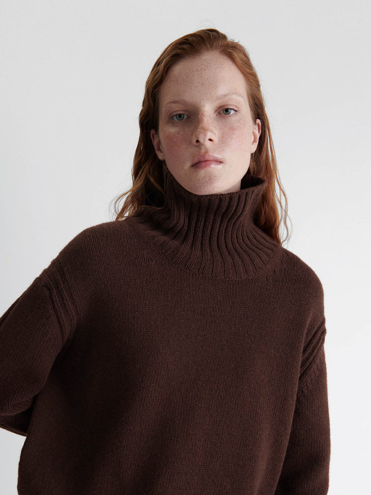 Mustang brown lambswool Fintra tunic knit
