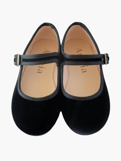 Amaia Black girl velvet shoes at Collagerie