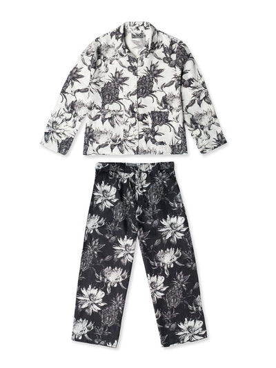 Desmond & Dempsey Black and white night bloom print pocket pyjama set at Collagerie
