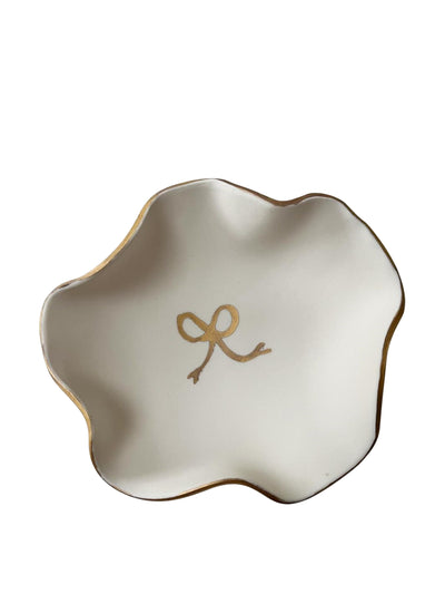 Joanna Ling Ceramics Porcelain bow wave dish at Collagerie