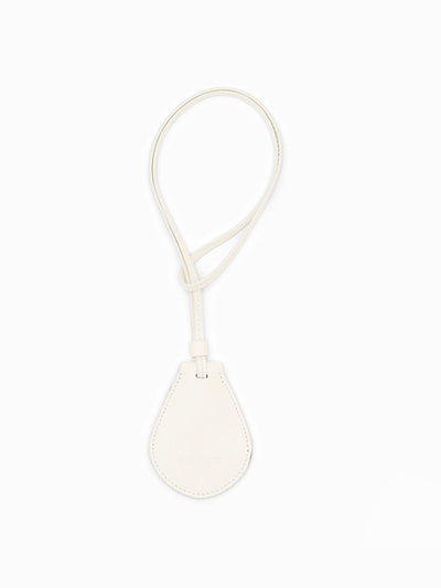 NEOUS Cream key holder at Collagerie