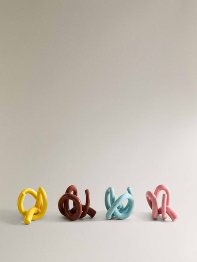Zara Home x Collagerie Textured ceramic napkin rings (set of 4) at Collagerie