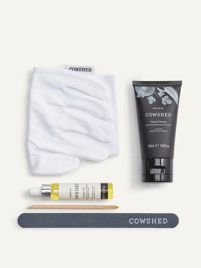 Cowshed Manicure kit at Collagerie