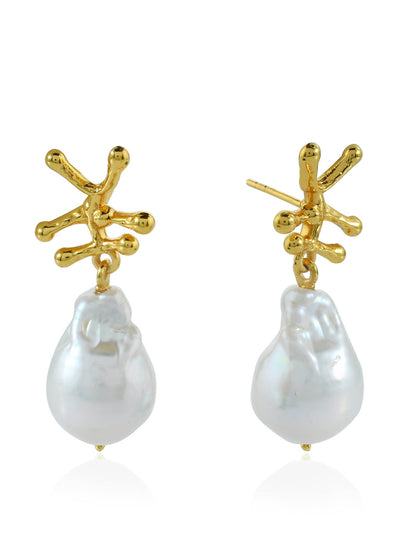 Shyla Jewellery Pearl Nuria earrings at Collagerie