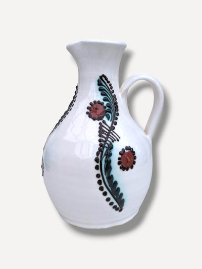 Casa de Folklore Sitar ecru tan jug I at Collagerie