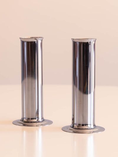 Valsa Home Stainless steel bud vases, set of 2 at Collagerie