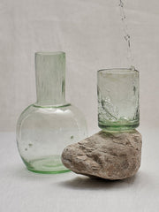 Zomi carafe and glass