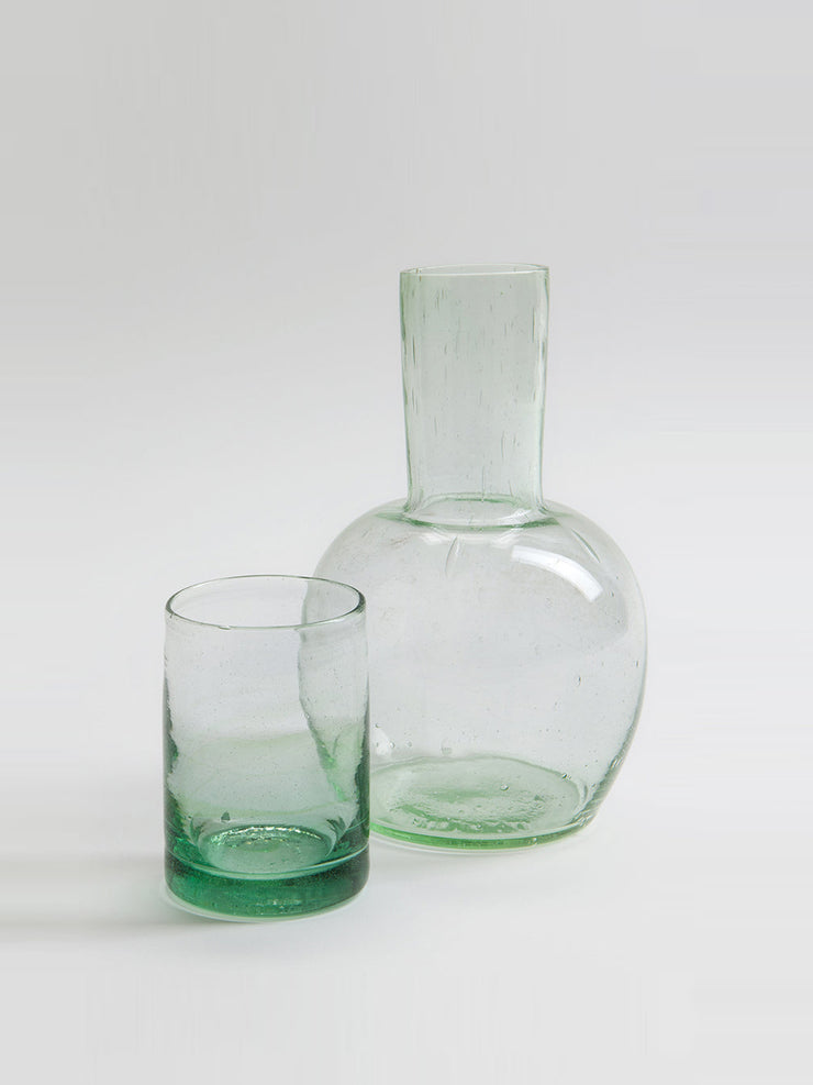 Zomi carafe and glass