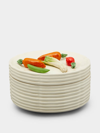 Este Ceramiche Vegetables hand-painted ceramic trompe-l'oeil box at Collagerie