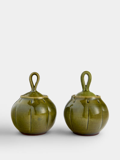 Neville Tatham Slipware small ginger jars (set of 2) at Collagerie