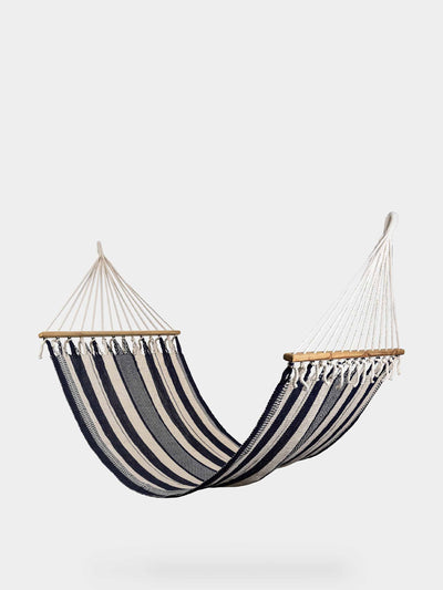 Nicaragua Artisans Handwoven cotton king hammock at Collagerie