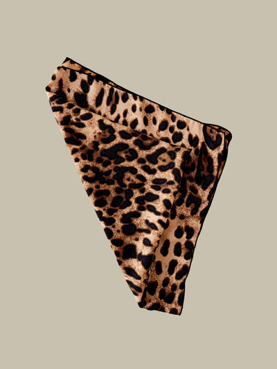 Anthropologie Leopard print head scarf at Collagerie