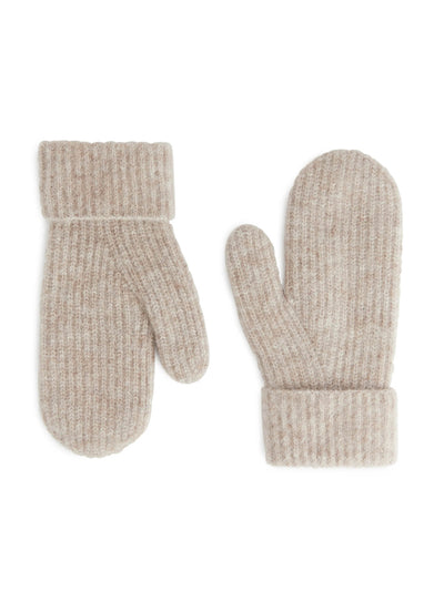 Arket Alpaca wool-blend mittens at Collagerie