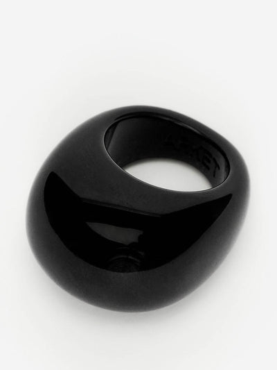 Arket Chunky resin ring at Collagerie