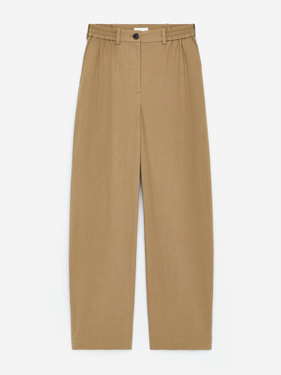 Arket Relaxed chinos at Collagerie