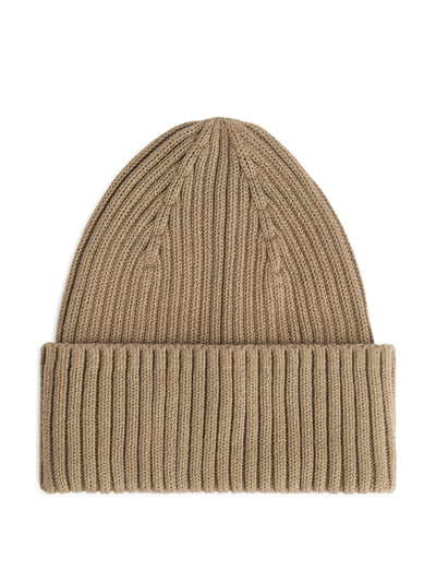 Arket Rib knit beanie at Collagerie