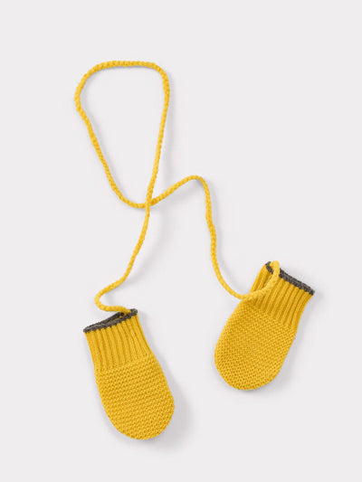CARAMEL Tillia baby wool mittens at Collagerie