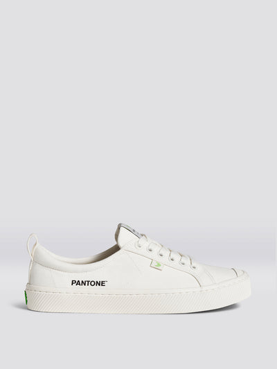 Cariuma Pantone White Oca sneakers at Collagerie