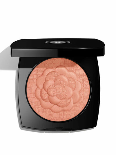 Chanel Illuminating powder at Collagerie