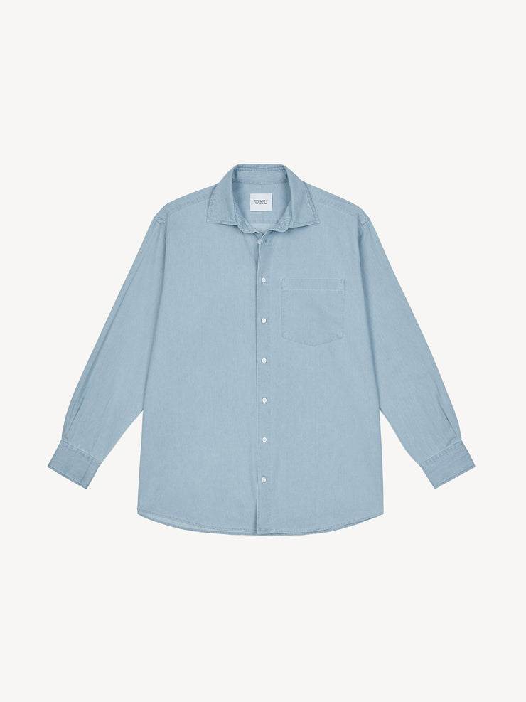 The Chessie chambray light blue shirt