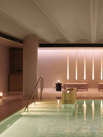 Claridges Spa massage treatment at Collagerie