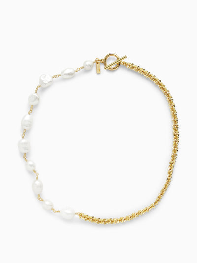 Cos Freshwater pearl necklace at Collagerie