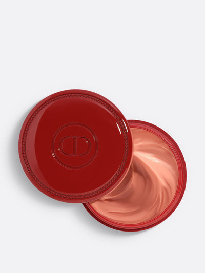 Dior Limited-edition Dior en Rouge Crème Abricot nail care at Collagerie