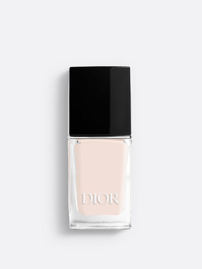 Dior Vernis Glossy nail polish at Collagerie