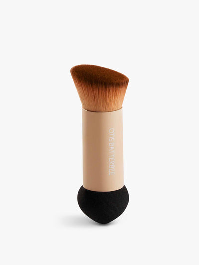 Otis Batterbee Makeup blender brush at Collagerie