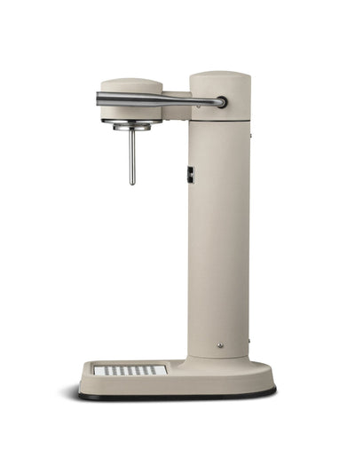 Aarke Carbonator 3 at Collagerie