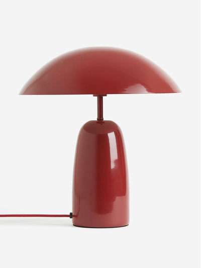 H&M Home Dark red metal table lamp at Collagerie