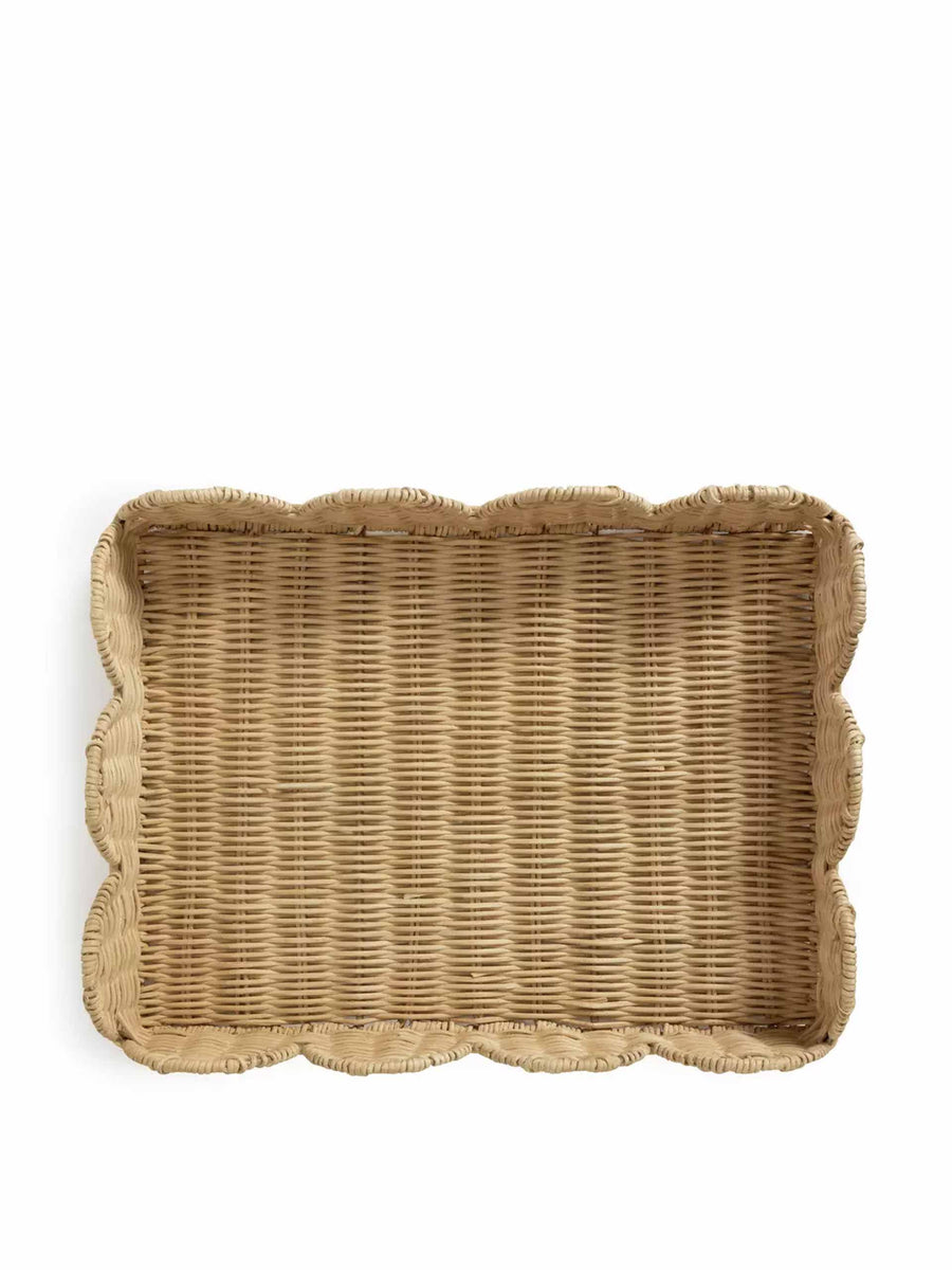 Natural scalloped woven tray Collagerie