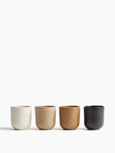 H&M Home Stoneware mugs (set of 4) at Collagerie