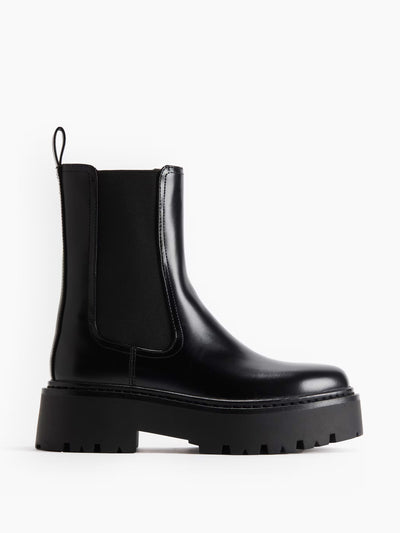 H&M Chunky Chelsea boots at Collagerie