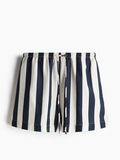 H&M Drawstring shorts at Collagerie