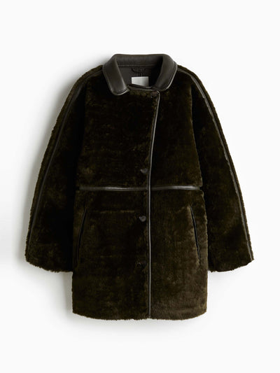 H&M Fluffy coat at Collagerie