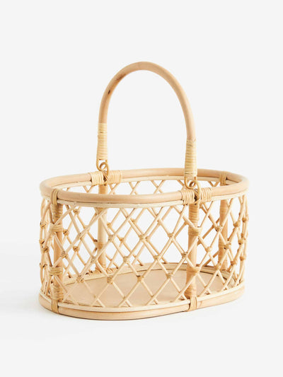 H&M Rattan picnic basket at Collagerie