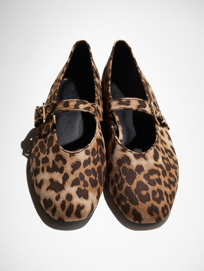 H&M Mary Jane ballet pumps at Collagerie