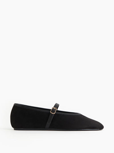 H&M Mary Jane ballet pumps at Collagerie