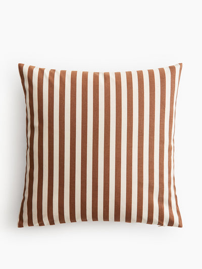 H&M Home Outdoor cushion cover at Collagerie