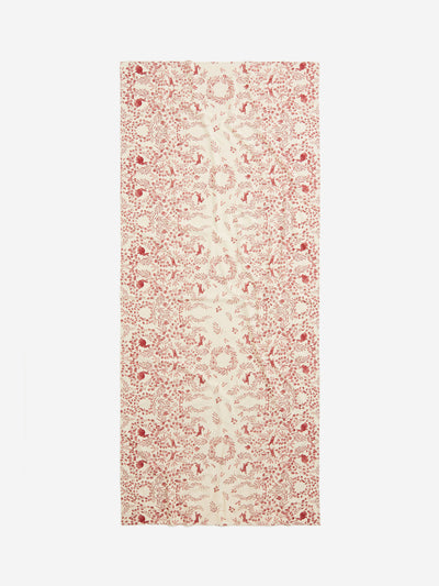 H&M Home Patterned tablecloth at Collagerie