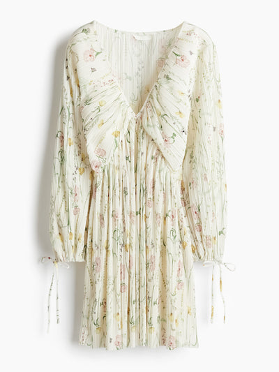 H&M Plissé dress at Collagerie