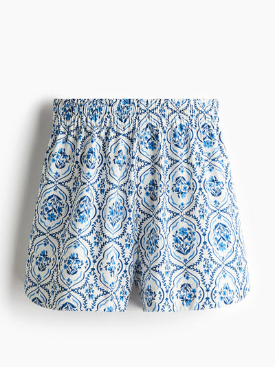 H&M Pull-on twill shorts at Collagerie