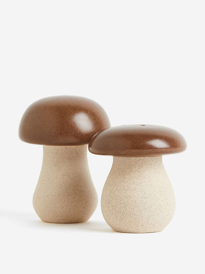 H&M Home Stoneware salt and pepper shakers at Collagerie