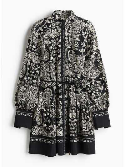 H&M Tie-belt dress at Collagerie