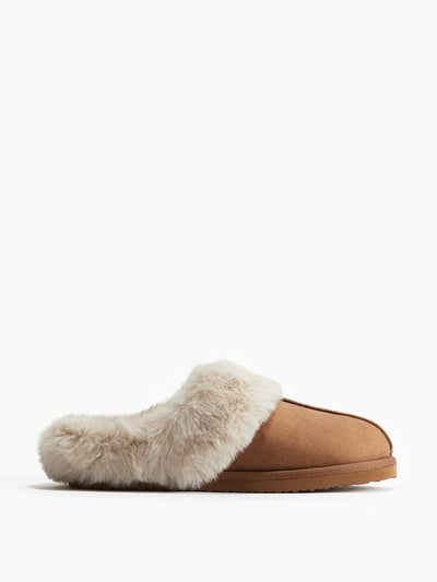 H&M Warm-lined slippers at Collagerie